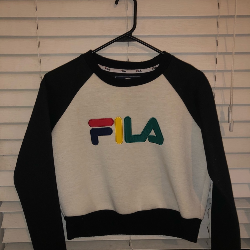 Cropped fila sweater